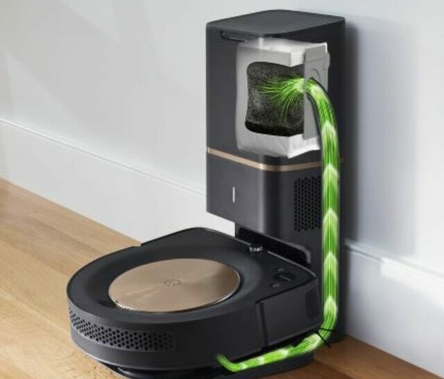 cropped-Roomba-s9-with-Clean-Base_Overlay_Small.jpg