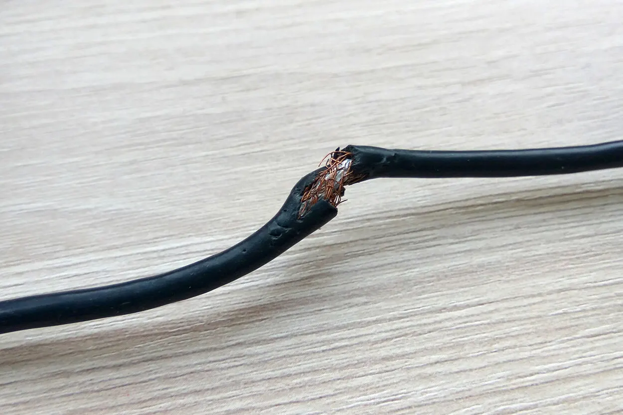 Damaged Power Cable