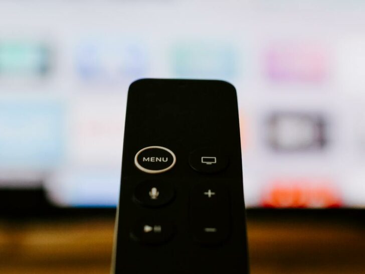What Are The Universal Remote Codes For A Samsung TV? (full guide)
