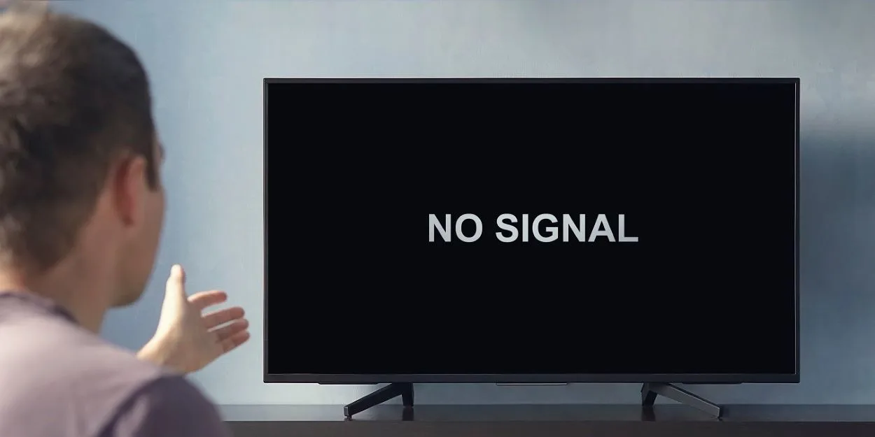 A smart TV having no internet signals