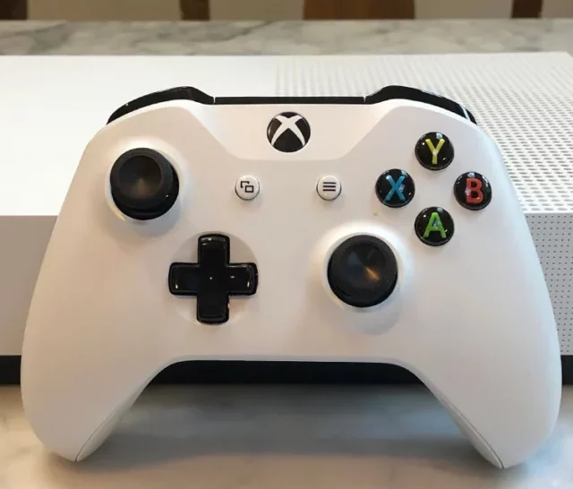 xbox-one-s-all-digital-edition-review-4