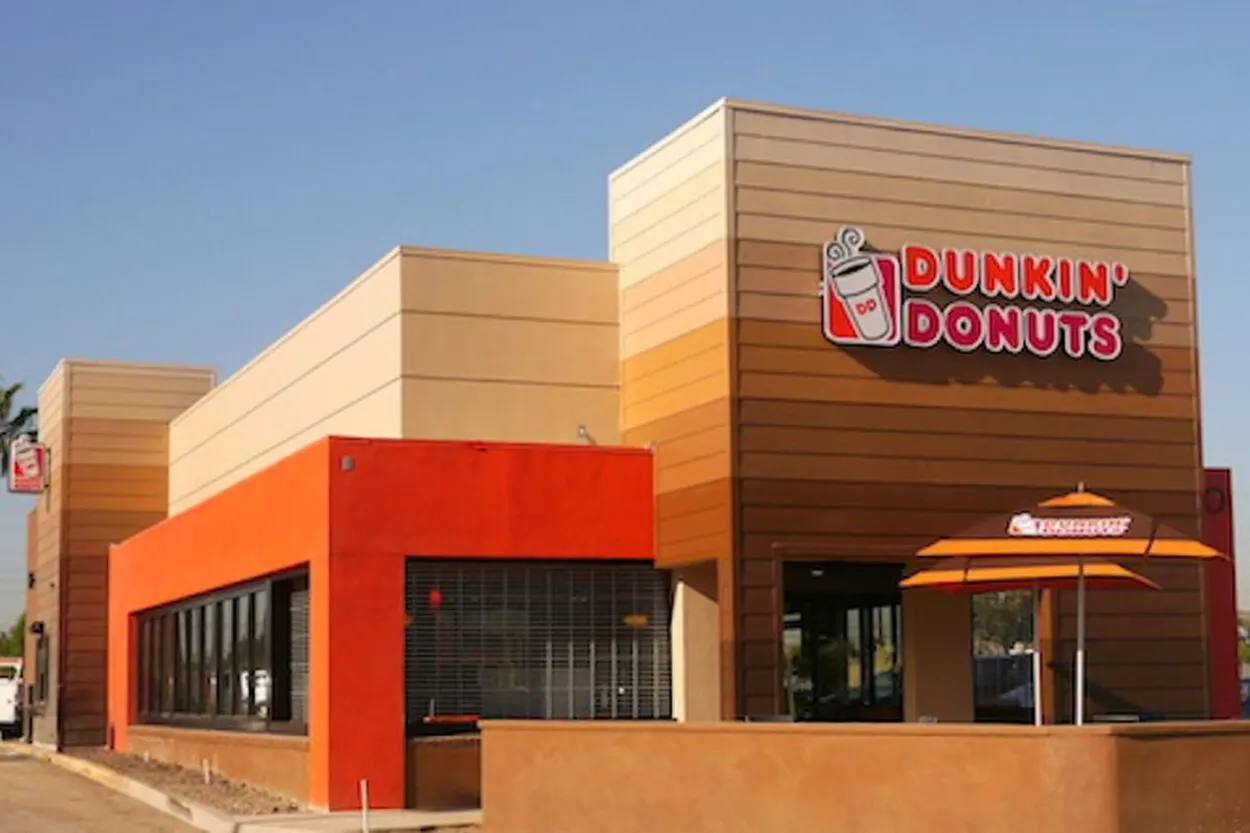 A Dunkin' Donuts branch