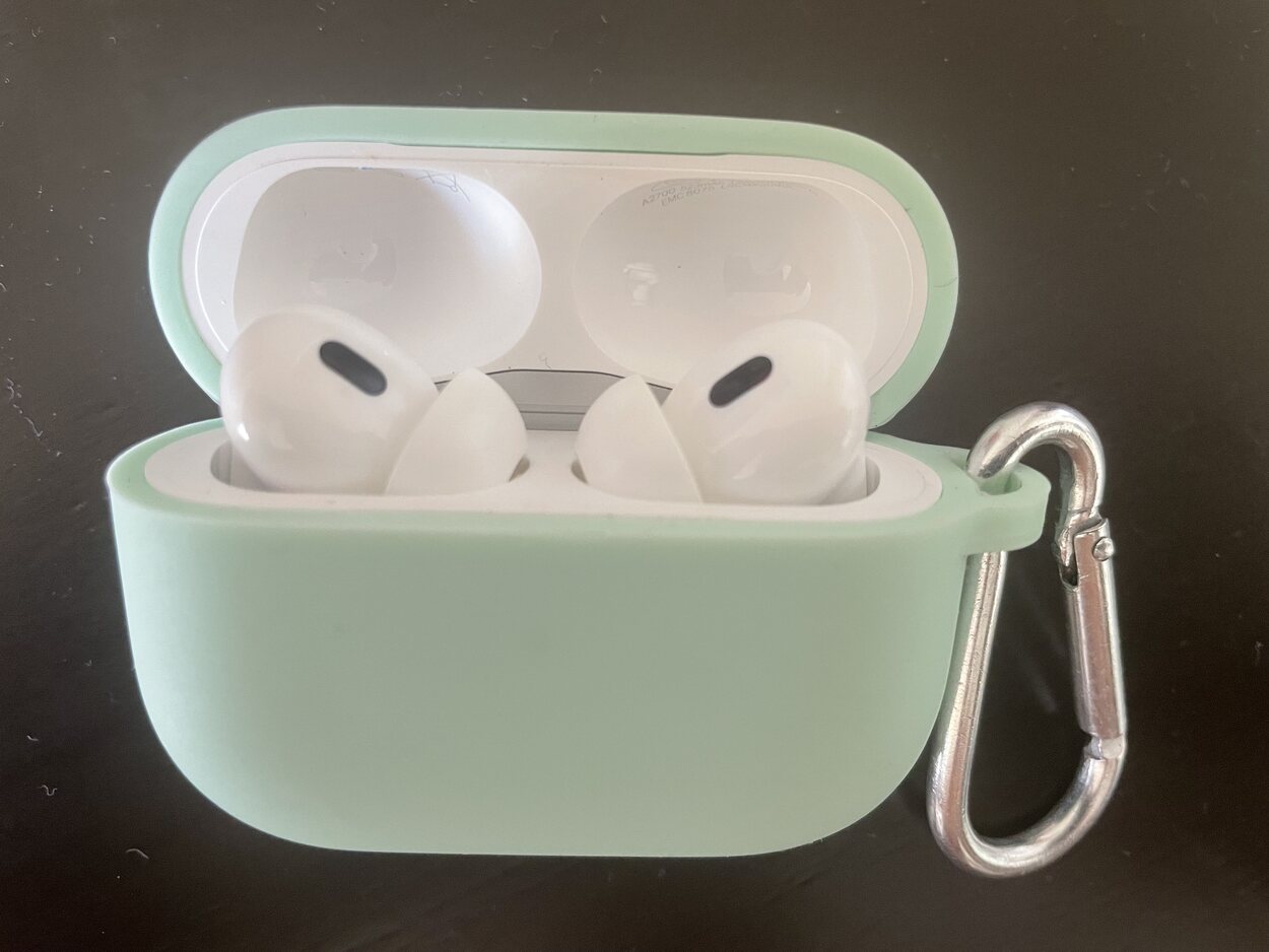 Air pods with case