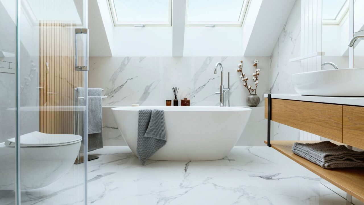 16 Tile Trends for a Stunning Bathroom Look