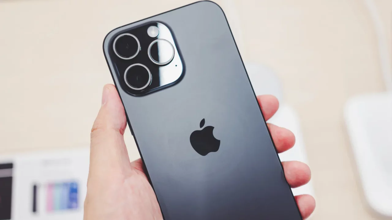 bangkok thailand sep 20 2024 apple launch new smartphone iphone
