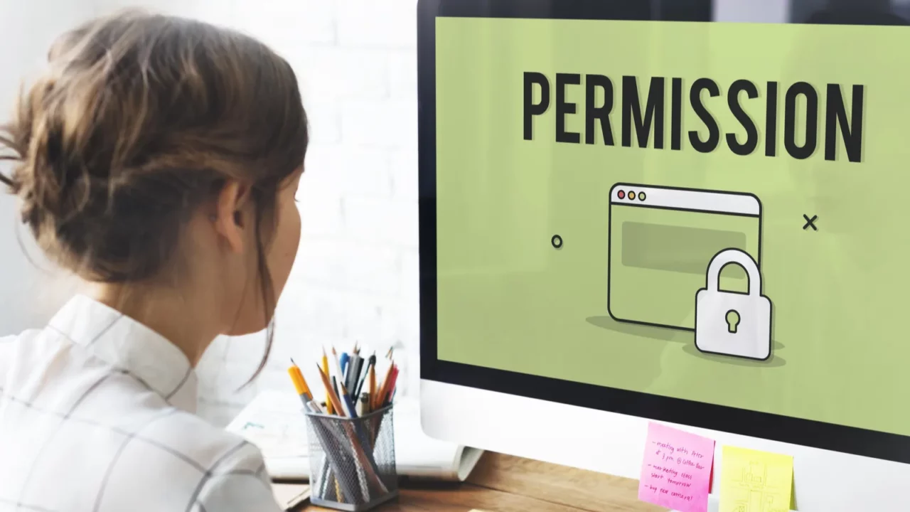 woman working on computer